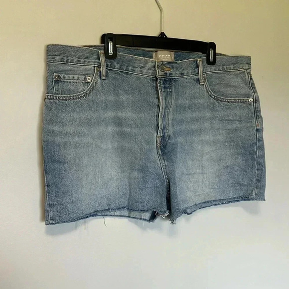 Everlane The Relaxed s90’  Short Organic Cotton Denim Shorts - Picture 2 of 6